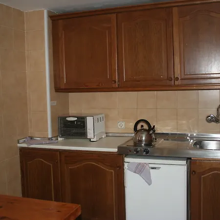 Apartahotel Benal 2*